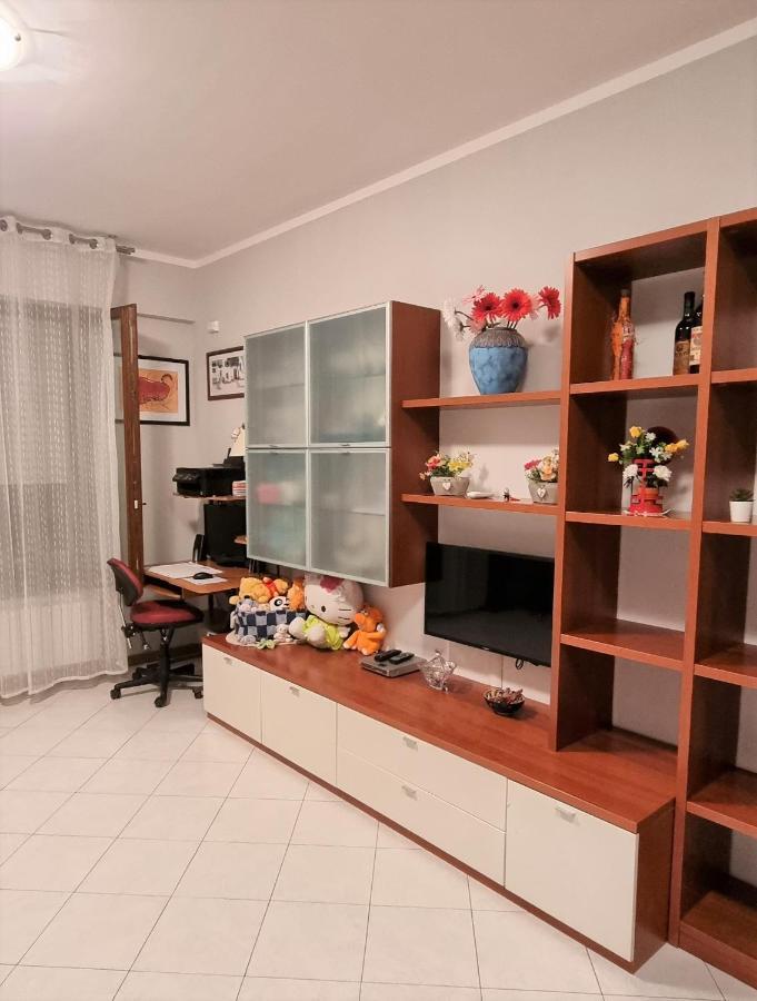 La Casetta Di Grazia E Nino Apartment Buccinasco Bagian luar foto
