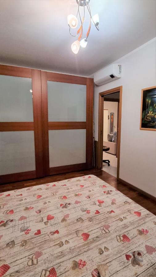 La Casetta Di Grazia E Nino Apartment Buccinasco Bagian luar foto