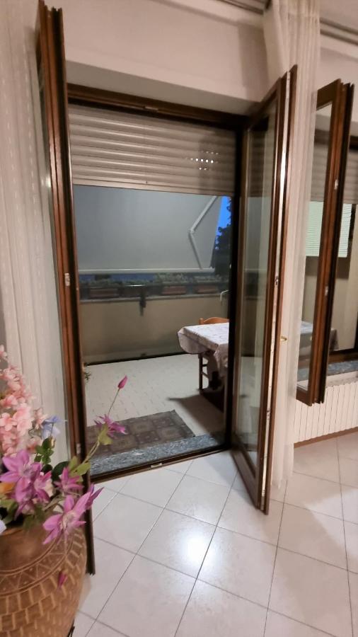 La Casetta Di Grazia E Nino Apartment Buccinasco Bagian luar foto