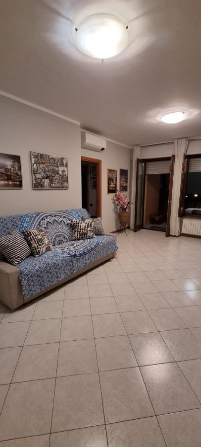 La Casetta Di Grazia E Nino Apartment Buccinasco Bagian luar foto